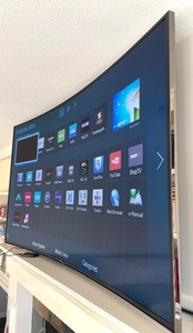 lot 20A image: Samsung Curved 78 Inch TV with Remote