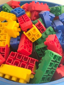 lot 180 image: Tyco Super Blocks