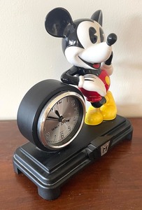 lot 301 image: Mickey Mouse Clock