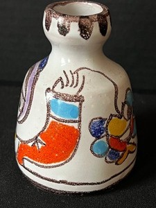 lot 33 image: De Simone Italian Mid Century Pottery Small Vase
