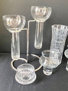 lot 255 image: Lovely Home Decor Items