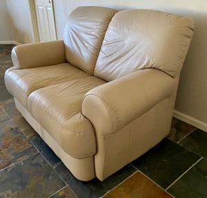 lot 288 image: Ivory Leather Love Seat