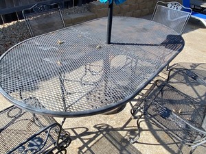 lot 282 image: Metal Patio Table and Four Chairs with Umbrella