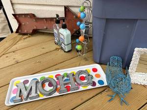 lot 69 image: Home Decor Basket, Lighted Arrow, Clock, Blanket, Mirrored Tray and More