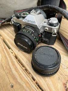 lot 79 image: Vintage Camera Equipment Pentax, Canon, and Tamron
