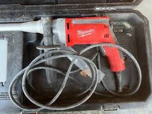 lot 108 image: Pam Drive, Milwaukee Screwdriver, Pam Autofeed Nails