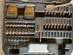 lot 125 image: DeWalt Drill Bit and Screwdriver Accessories