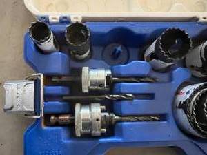 lot 131 image: Lenox Hole Saw 10-Piece Kit