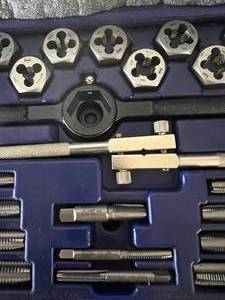 lot 152 image: Tap and Die 24 Piece Set