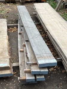 Lot Of (6) 2 x 4 x 8ft & (1) 2x 8 x 8ft Hickory Lumber