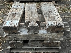 Pallet Lot Of (9) Reclaimed Wood Timbers
