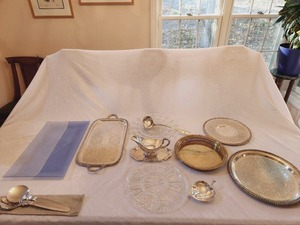 lot 39 image: Serving Trays Etc.