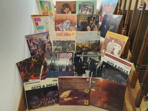 lot 72 image: Vintage Records Lot #2