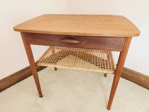 lot 80 image: Small Teak Table