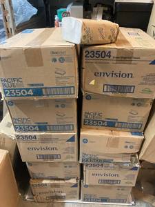 Singlefold Paper Towels Lot