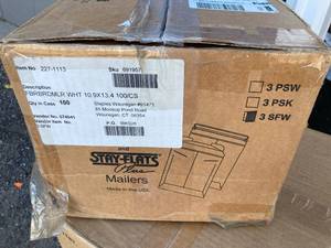 White Stayflat Mailers