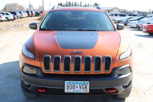 2016 Jeep Cherokee Trailhawk AWD - 2 Owners -