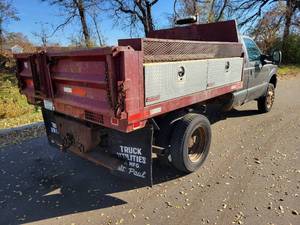 lot 11 image: 2003 Ford F-550 4x4 Extended Cab Dump Truck - 7.3L Diesel - 9 Dump Box