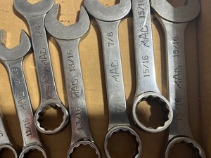lot 16 image: Assorted MAC Short Wrenches SAE