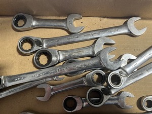 lot 14 image: Assorted Black Hawk Metric Gear Wrenches