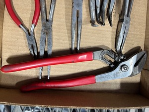 lot 1 image: Assorted Mac Pliers