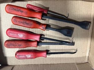 lot 25 image: Assorted MAC Scrapers and Picks