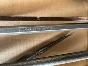 lot 43 image: Assortment of MAC and Craftsman Prybars