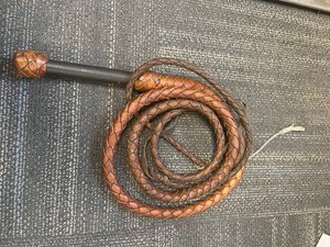 lot 128 image: Bull Whip