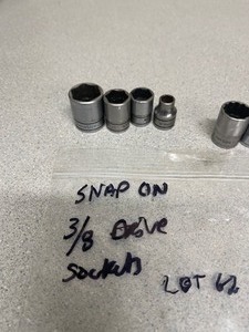 lot 62 image: Assortment of 38 drive Snap-On sockets 12pt