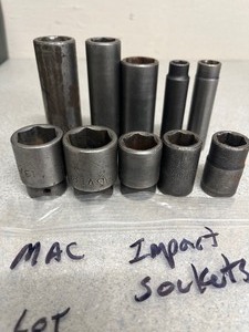 lot 85 image: Assortment of MAC Impact Sockets