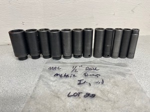 lot 88 image: Assortment of MAC 12 drive Metric Impact Sockets
