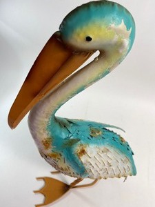 lot 37 image: Regal Art & Gift Lagoon Pelican Dcor