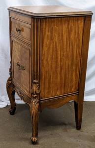 lot 31 image: Vintage French Style Burl Wood Night Stand