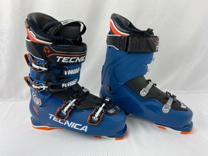 lot 18 image: Rossignol Skis, Technica Boots and Leki Poles - in a Rossignol Bag