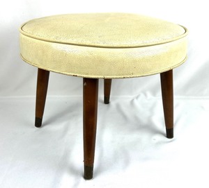 lot 96 image: Mid Century Modern Tapered Leg Foot Stool