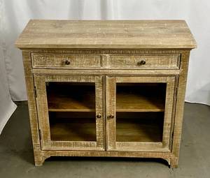 lot 84 image: Gorgeous Pottery Barn Thalia Buffet