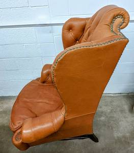 lot 119 image: Vintage Drexel Lillian August Collection English Chesterfield Leather Wingback Arm Chair