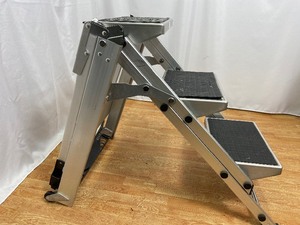 lot 145 image: Little Jumbo Folding 3-Step Ladder - Max Weight 300lbs