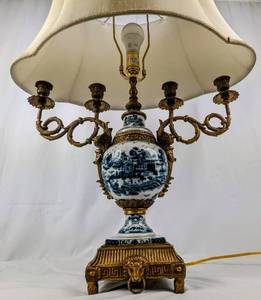 lot 155 image: Vintage Castilian Porcelain & Bronze 4 Candelabra Lamp