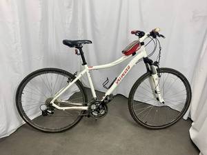lot 39 image: Vintage Specialized Ariel Sport City Bike
