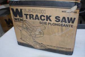 lot 8 image: Wen TrackSaw