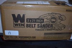 lot 13 image: Wen Belt Sander