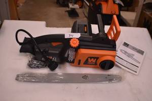 lot 34 image: Wen Electric Chainsaw