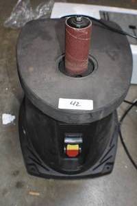 lot 42 image: Wen Spindle Sander