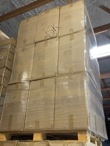 lot 91 image: Pallet of Black Tailgate Trays
