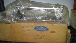 Ford Lamp door