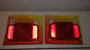 Pair of trailer lights. DOT approved