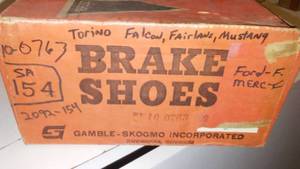 Varco9n brake Shoes. Numerous ford
