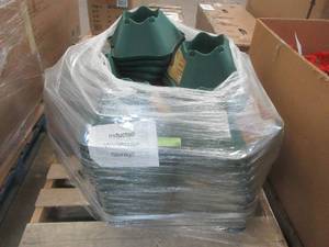 lot 865 image: Pallet of Jack Post Resin Tree Stands for Live Trees Up to 6 ft. Tall, 506-ST - SOLD AS IS