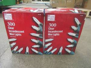 lot 724 image: (2 Packs) Home Accents 300-Light Clear Incandescent Light Sets, 842806 - SOLD AS IS